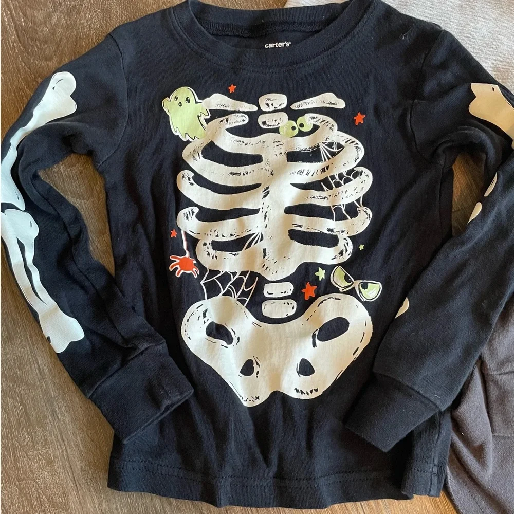 Boys 4T Bundle of long sleeve tops Carters H&M Cat & Jack Osh Kosh B’Gosh